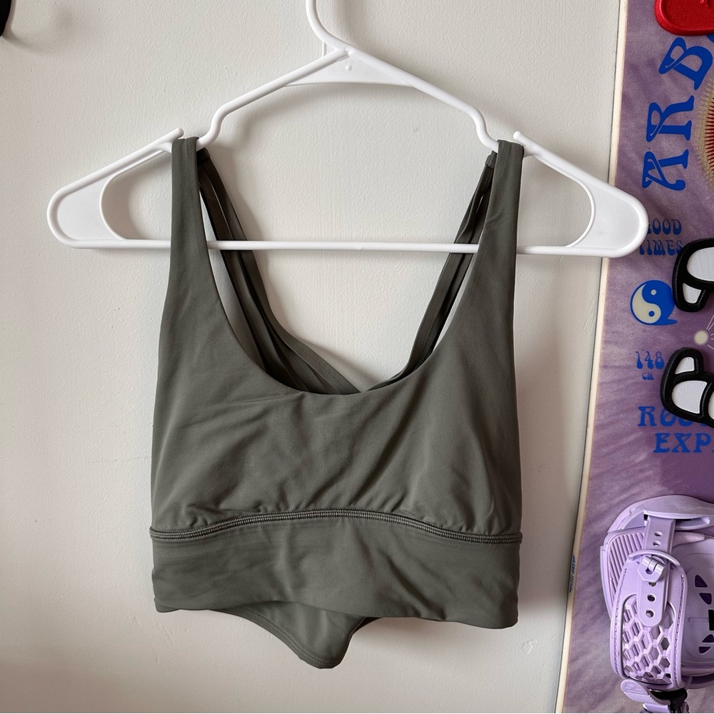 lululemon sports bra
